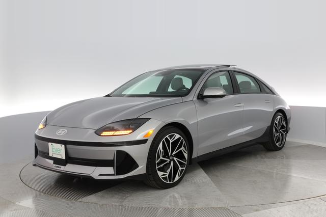 2024 Hyundai IONIQ 6 — VIN KMHM54AA8RA054117