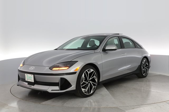 2024 Hyundai IONIQ 6 — VIN KMHM54AA8RA054117