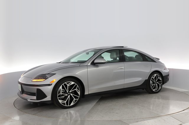 2024 Hyundai IONIQ 6 — photo 10 of 29