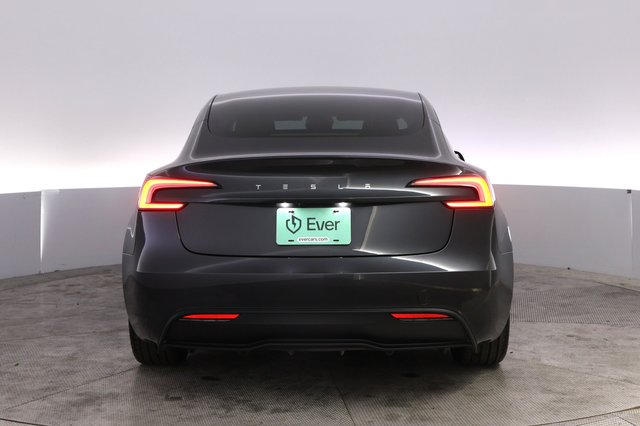2025 Tesla Model 3 — photo 12 of 24