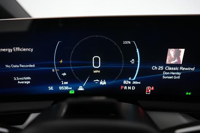 2026 Cadillac Optiq — photo 5 of 22