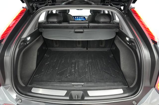 2026 Cadillac Optiq — photo 6 of 22