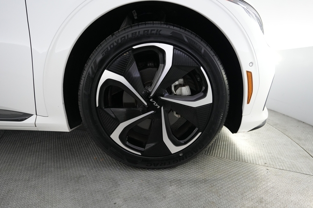 2023 Kia EV6