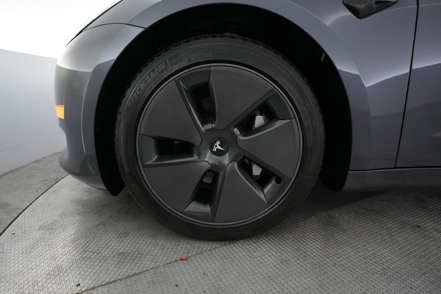 2023 Tesla Model 3 — photo 15 of 21