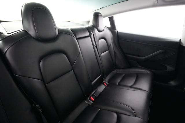 2023 Tesla Model 3 — photo 4 of 21