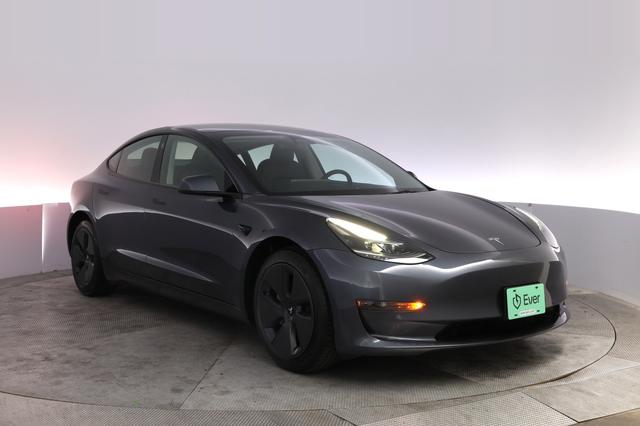 2023 Tesla Model 3 — photo 10 of 21