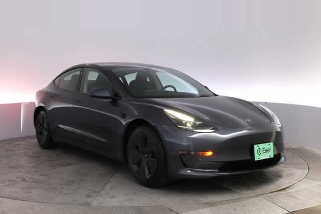 2023 Tesla Model 3 — photo 10 of 21
