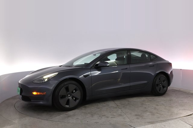 2023 Tesla Model 3 — photo 14 of 21