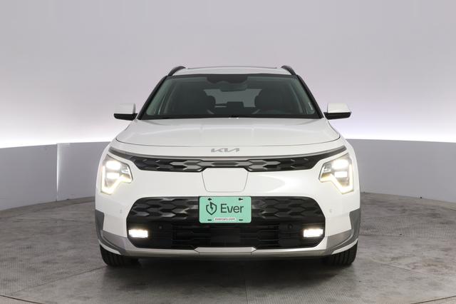 2023 Kia Niro EV — photo 9 of 20