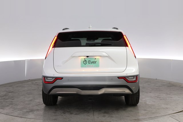 2023 Kia Niro EV — photo 12 of 20