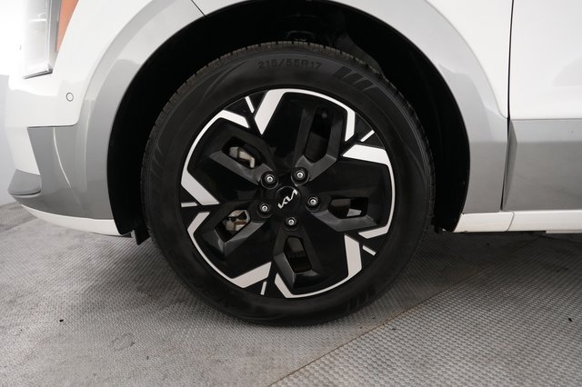 2023 Kia Niro EV — photo 15 of 20