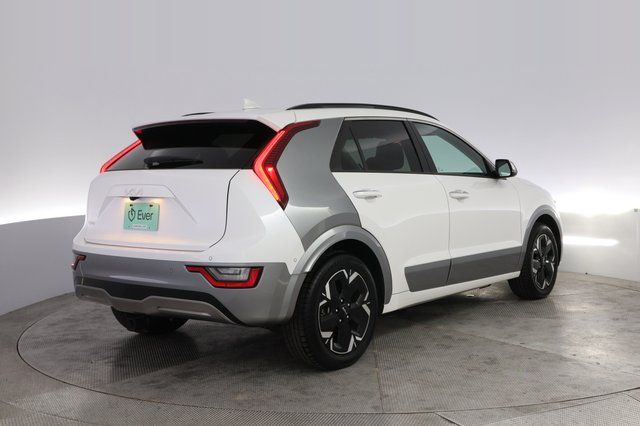 2023 Kia Niro EV — photo 2 of 20