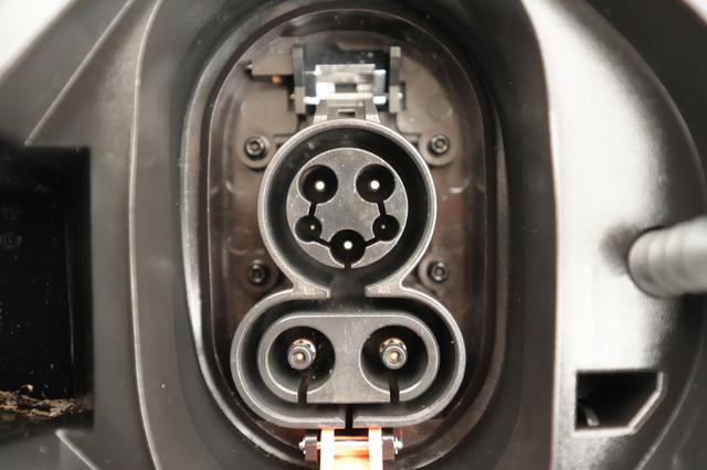 2023 Chevrolet Bolt EUV — photo 8 of 24