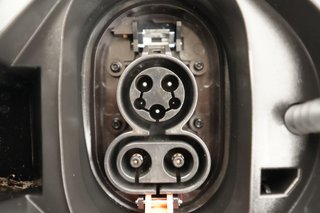 2023 Chevrolet Bolt EUV — photo 8 of 24