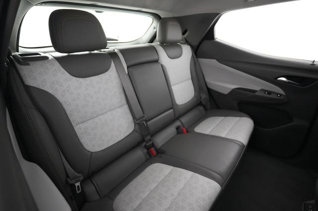 2023 Chevrolet Bolt EUV — photo 4 of 24