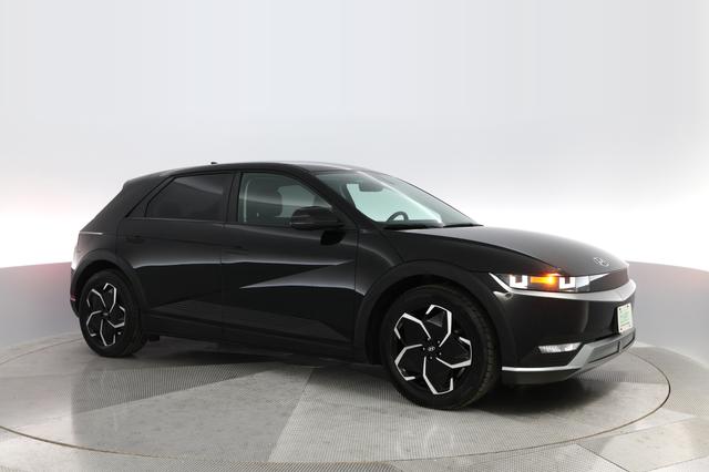 2024 Hyundai IONIQ 5 — photo 8 of 30