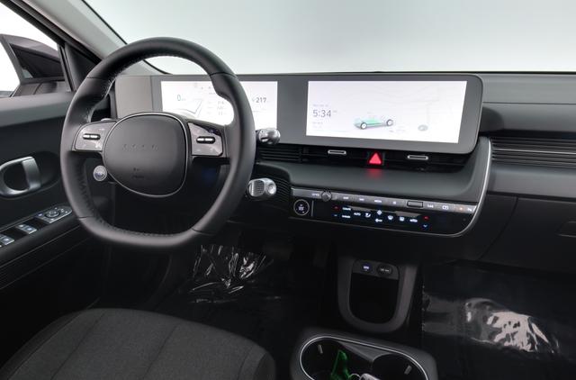 2024 Hyundai IONIQ 5 — photo 3 of 30