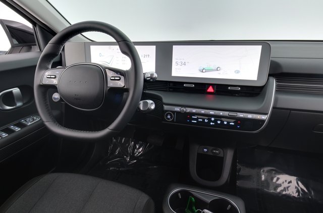 2024 Hyundai IONIQ 5 — photo 3 of 30