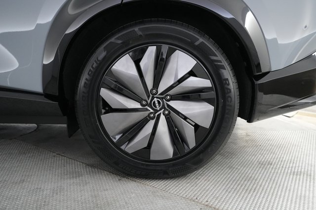 2024 Nissan Ariya — photo 7 of 23