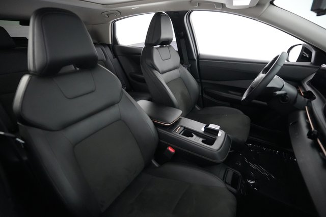 2024 Nissan Ariya — photo 18 of 23