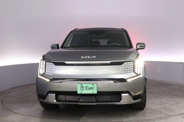 2024 Kia EV9 — photo 9 of 25