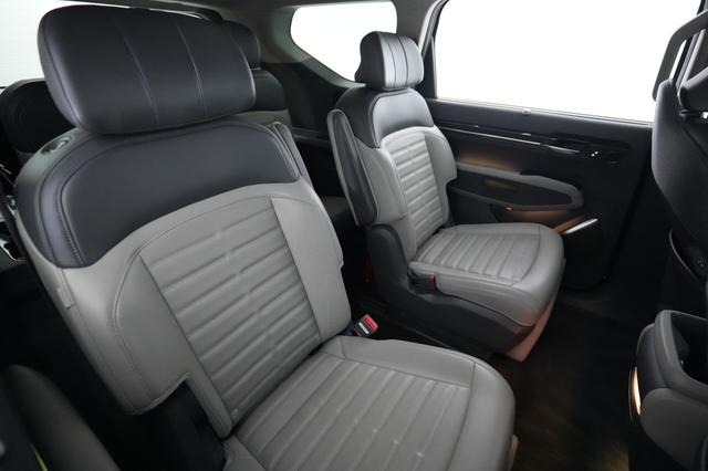 2024 Kia EV9 — photo 4 of 25