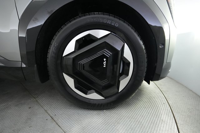 2024 Kia EV9 — photo 16 of 25