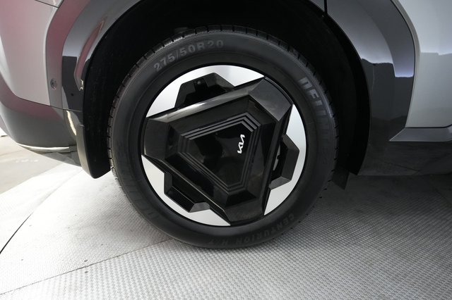 2024 Kia EV9 — photo 17 of 25