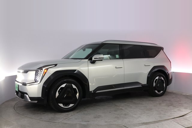 2024 Kia EV9 — photo 14 of 24