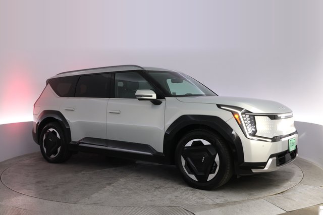 2024 Kia EV9 — photo 11 of 24