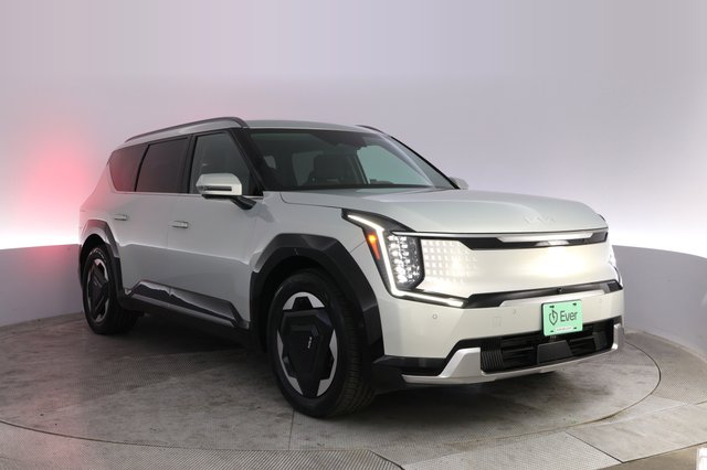 2024 Kia EV9 — photo 10 of 24