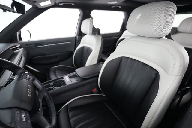 2024 Kia EV9 — photo 3 of 27