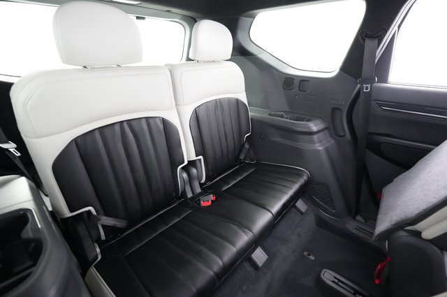 2024 Kia EV9 — photo 21 of 27