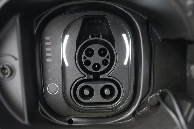 2024 Fiat 500e — photo 8 of 23
