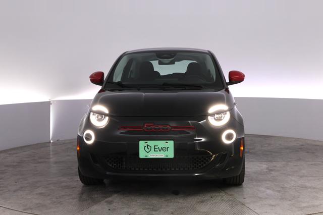 2024 Fiat 500e — photo 9 of 23