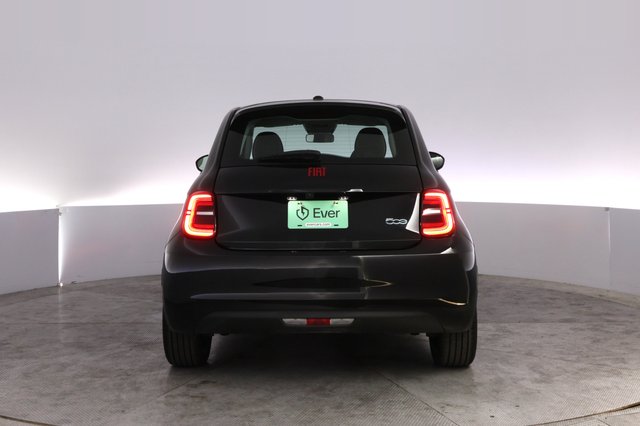 2024 Fiat 500e — photo 12 of 23