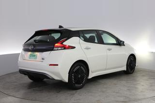 2024 Nissan LEAF — photo 2 of 20