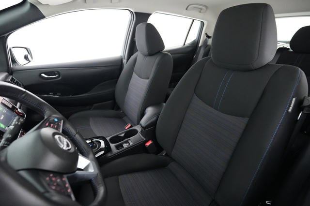 2024 Nissan LEAF