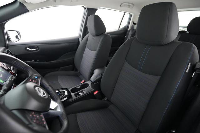 2024 Nissan LEAF — photo 3 of 20