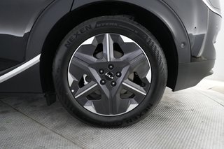 2025 Kia EV6 — photo 7 of 22