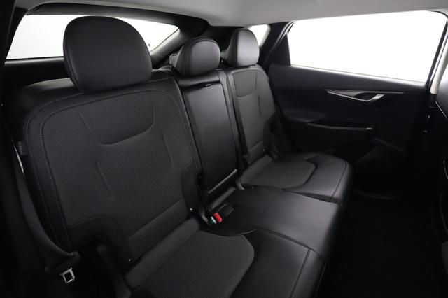 2025 Kia EV6 — photo 4 of 22