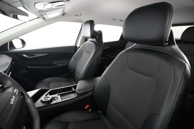 2025 Kia EV6 — photo 3 of 22