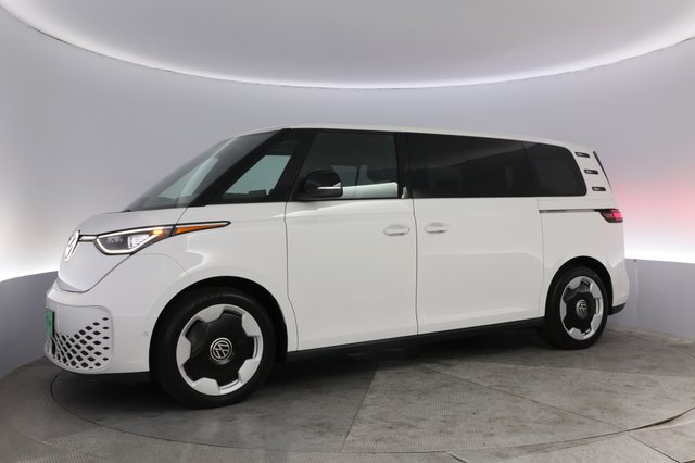 2025 Volkswagen ID.Buzz — photo 14 of 23