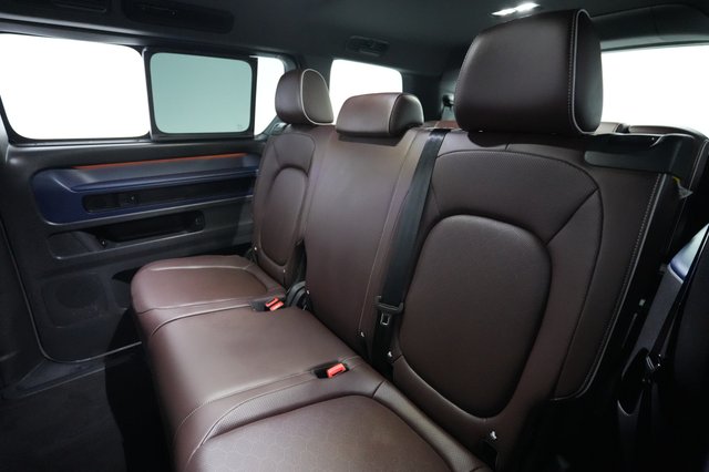 2025 Volkswagen ID.Buzz — photo 19 of 23