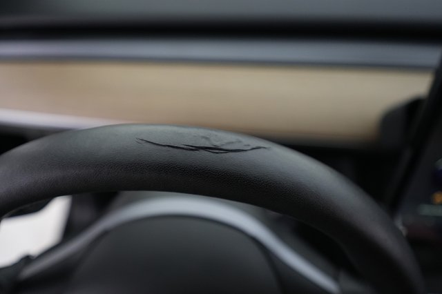 2022 Tesla Model Y — photo 24 of 28
