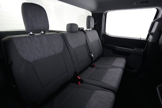 2023 Ford F-150 Lightning — photo 4 of 18