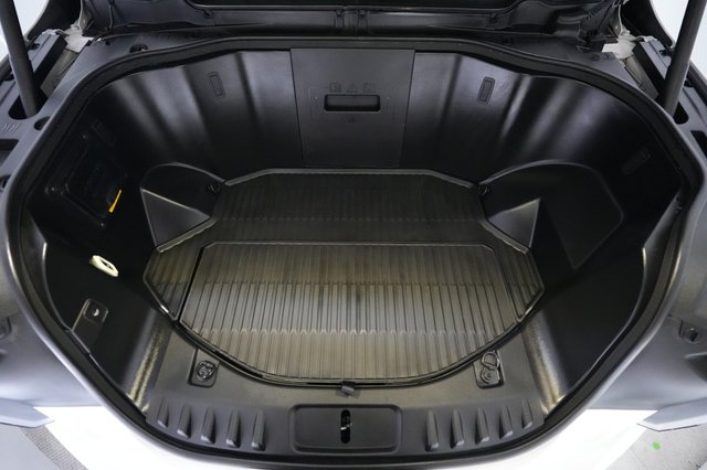 2023 Ford F-150 Lightning — photo 17 of 19