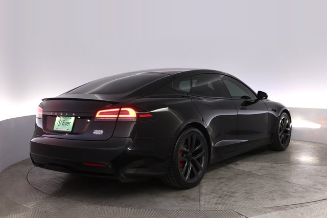 2023 Tesla Model S — photo 2 of 22