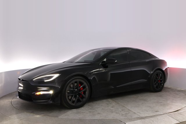 2023 Tesla Model S — photo 14 of 22