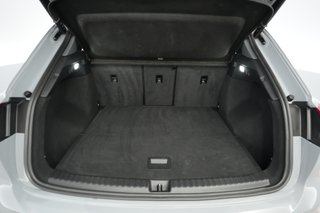 2023 Audi Q4 e-tron — photo 6 of 23